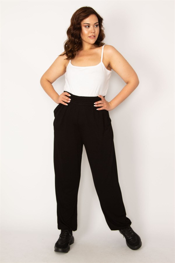 Kadın Siyah Beli Ve Paçaları Lastik Detaylı Rahat Kesim Cepli Spor Pantolon 65N33763