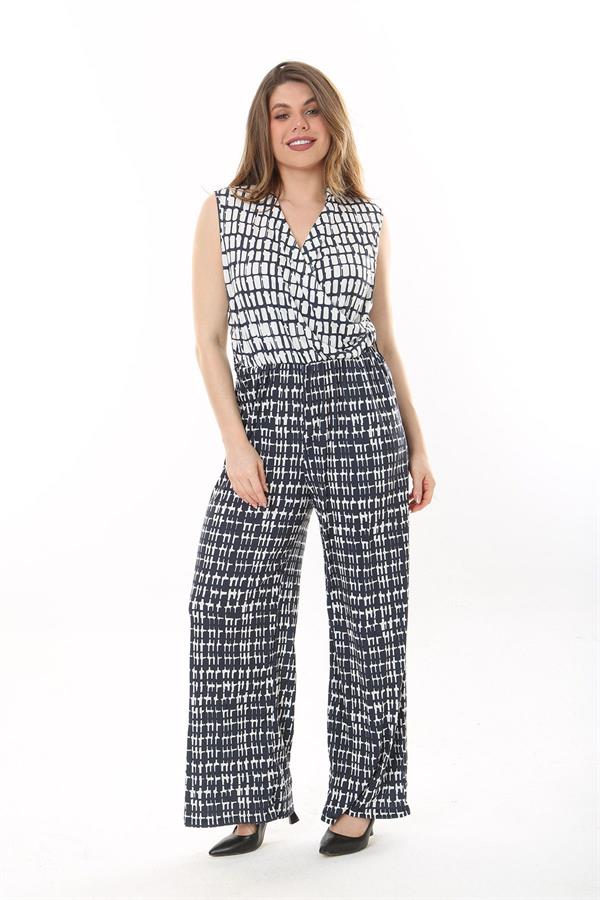 Kadın Büyük Beden Lacivert Anvelop Yakalı Geniş Paçalı Beli Lastikli Tulum 65N37635