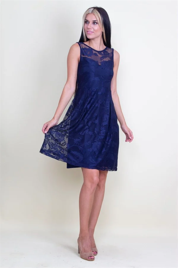 Astarlı Dantel Elbise