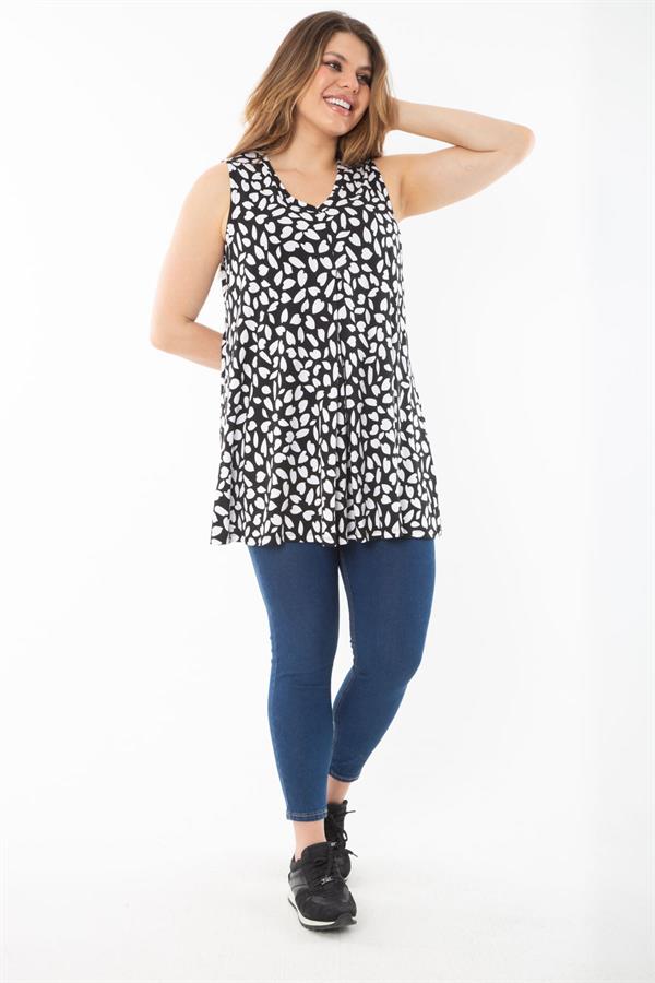 Kadın Büyük Beden Siyah Önü A Pileli V Yakalı Kolsuz Tunik 65N37335