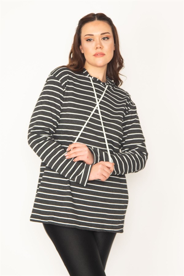 Kadın Siyah İçi Şardonlu Kumaş Kapşonlu Sweatshirt 65N32459