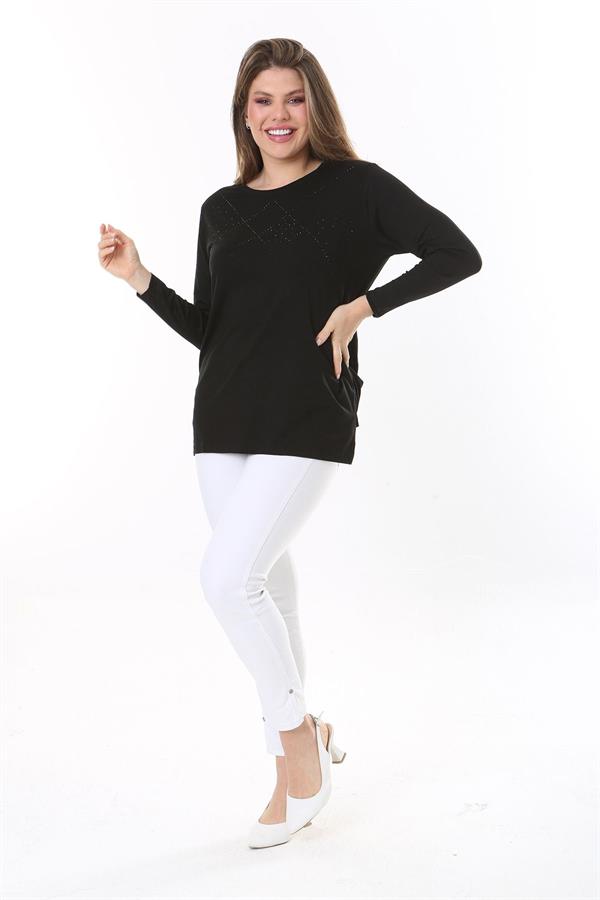 Kadın Büyük Beden Siyah Önü Taş Ve Sırtı Dantel Detaylı Uzun Kollu Bluz 65N37803