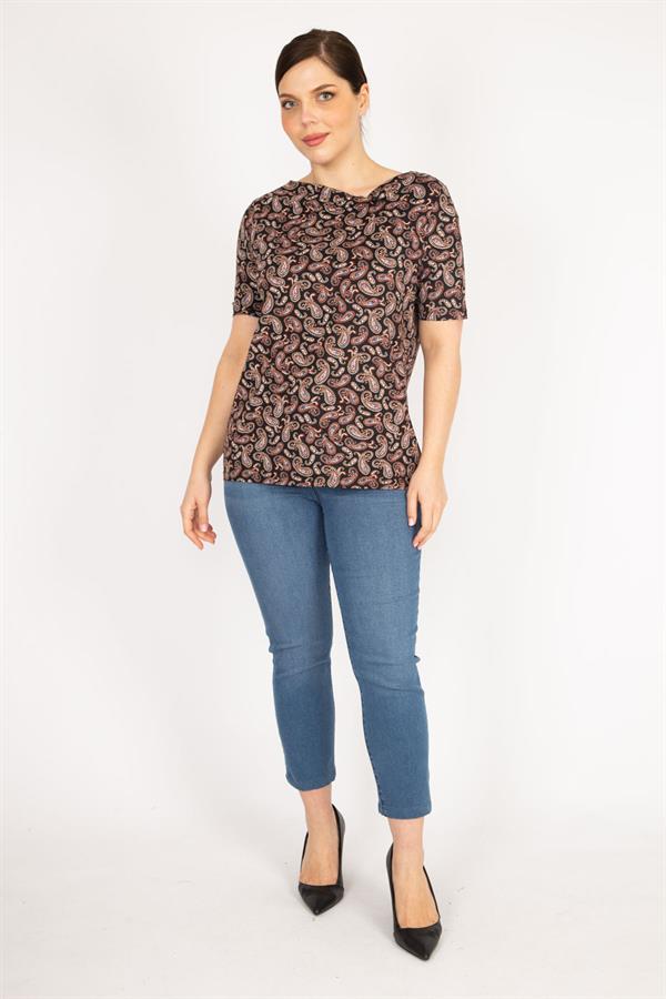 Kadın Renkli Büyük Beden Şal Desenli Yaka Detaylı Bluz