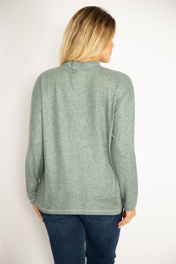 Kadın Yeşil Yakası Kuşgözü Bağcıklı Omuzları Ve Önü Taş Detaylı Tunik 65N34821