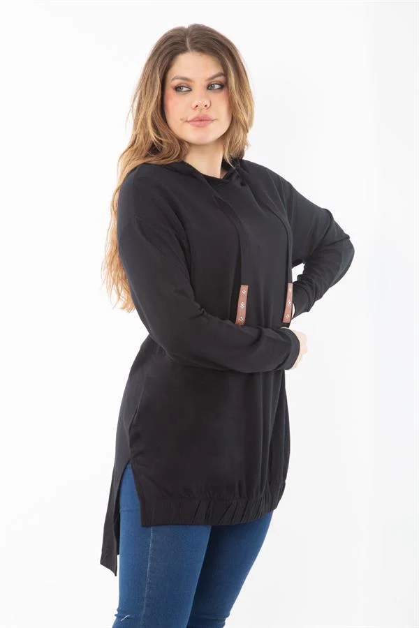 Kadın Büyük Beden Siyah Arkası Uzun Yan Yırtmaçlı Kapşonlu Sweatshirt 65N37310