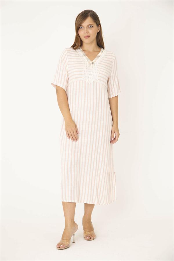 Kadın Büyük Beden Pembe Yakası Dantel Detaylı Çizgi Kombinli Elbise 65N36787