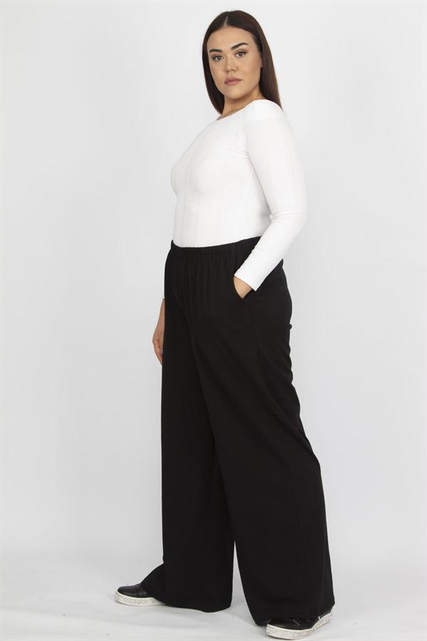 Kadın Siyah Büyük Beden Pamuklu Kumaş Yan Cepli Eşofman Alt 65N35693