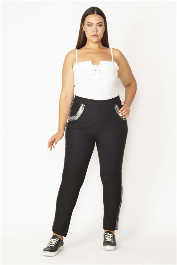 Kadın Siyah Süs Cep Ve Yanları Lak Baskı Beli Lastikli Dalgıç Kumaş Likralı Pantolon 65N27814