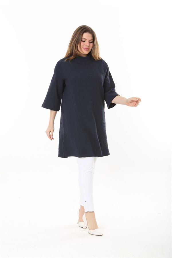 Kadın Büyük Beden Lacivert Dik Yakalı Kendinden Desenli Kapri Kollu Tunik Elbise 65N37518