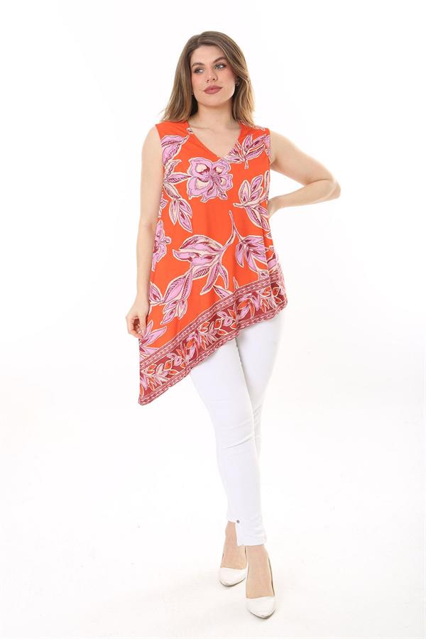 Kadın Büyük Beden Renkli Asimetrik Kesim V Yakalı Renkli Kolsuz Bluz 65N37593