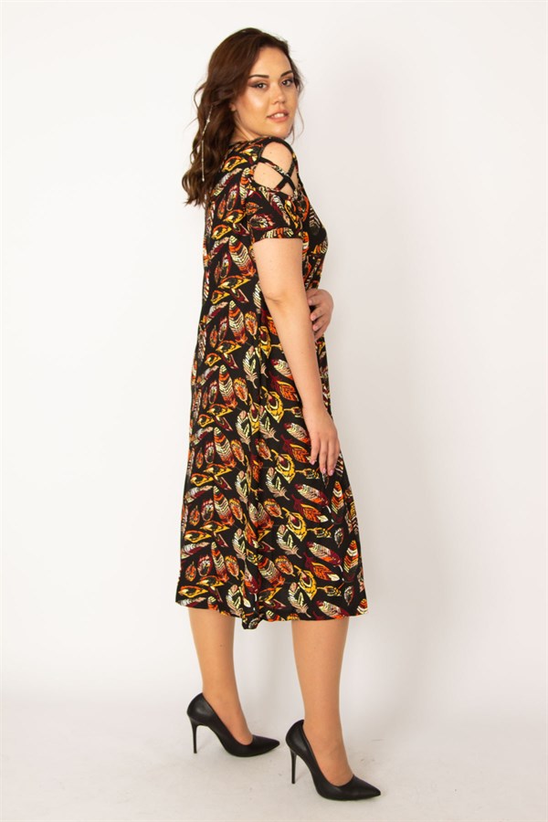 Kadın Renkli Omuz Dekolteli Çiçek Desenli Elbise 65N33598