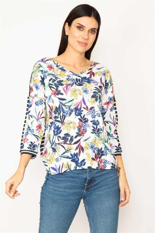 V-NECKED BLOUSE WITH STRIPED AND FLORAL PATTERNS