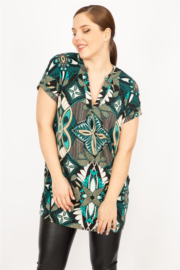 Kadın Yeşil Büyük Beden V Yaka Yan Cepli Düşük Kollu Tunik