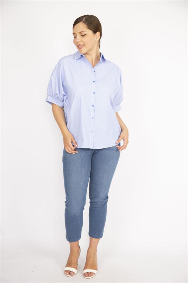 Kadın Büyük Beden Mavi Arkası Yırtmaç Ve Bağcık Detaylı Ön Düğmeli Gömlek 65N36794
