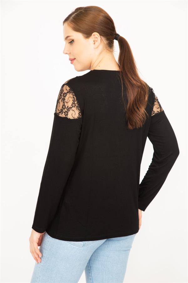 Kadın Siyah Büyük Beden Dantel Garnili Bluz