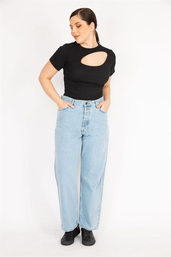 Kadın Mavi Büyük Beden Yıkama Efektli Yüksek Bel Ön Düğmeli Kot Pantolon