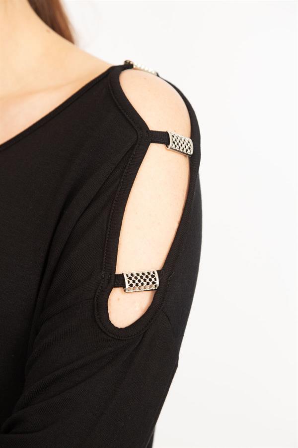 Kadın Siyah Büyük Beden Omuz Dekolteli Bluz