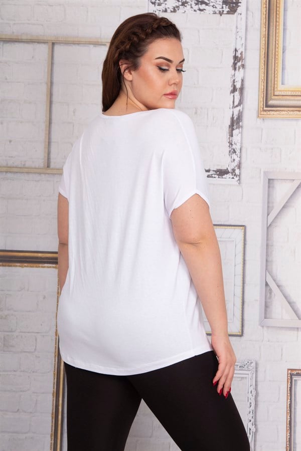 Kadın Beyaz Nakış Detaylı V Yaka Düşük Kol Bluz 65N22733