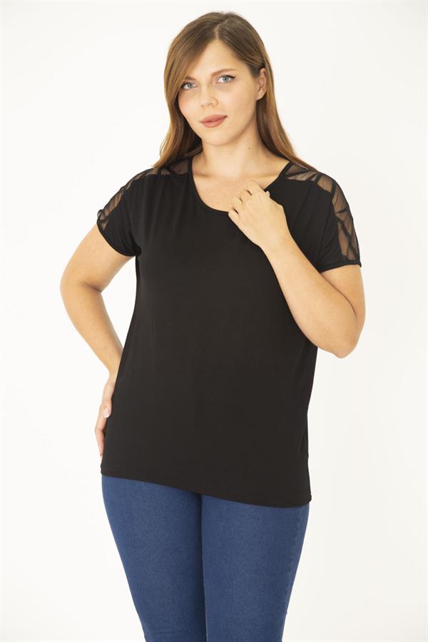 Kadın Büyük Beden Siyah Arka Robası Fermuar Ve Dantel Detaylı Bluz 65N36943
