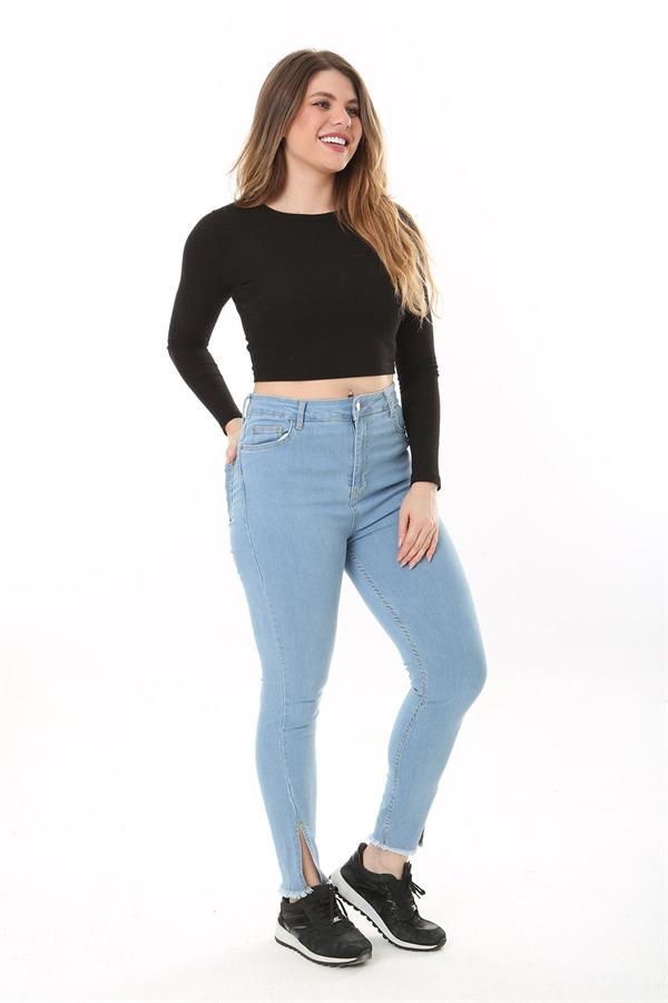 Kadın Büyük Beden Mavi Yüksek Bel Yırtmaçlı Dar Paça Likralı Kot Pantolon 65N37606