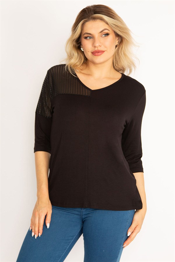 Kadın Siyah Lazer Kesim Detaylı Kapri Kollu Viskon Bluz 65N34631