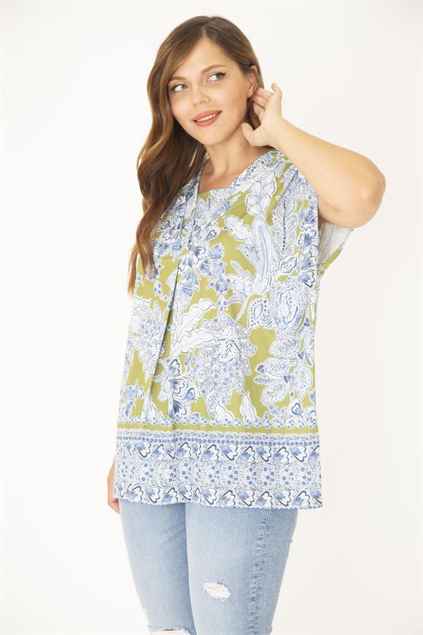 Kadın Büyük Beden Mavi Yaka Detaylı Bluz 65N36918