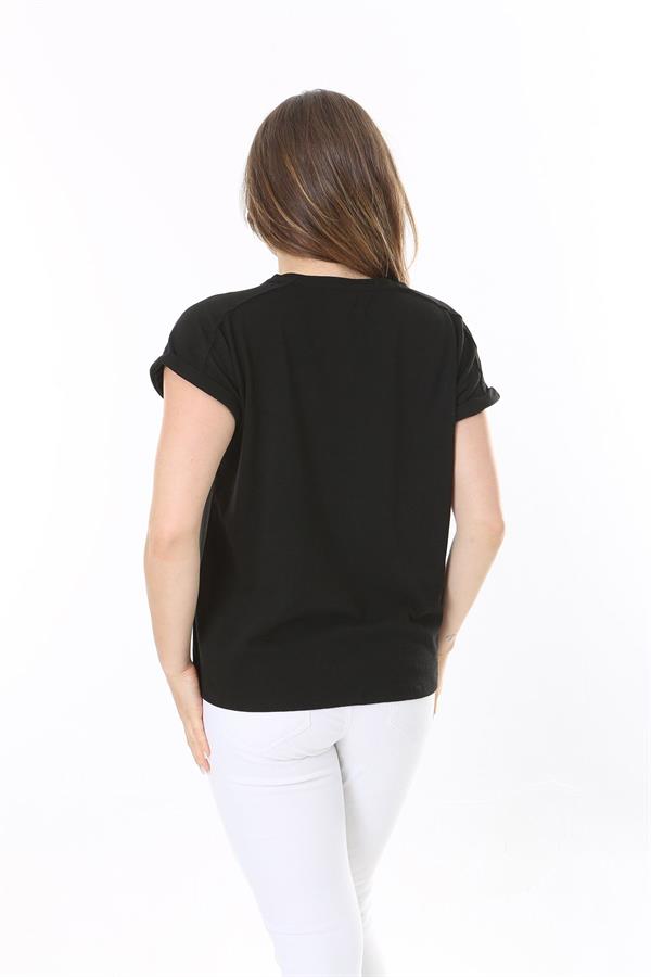 Kadın Büyük Beden Siyah Rahat Kesim Göğüs Cepli Kısa Kollu Bluz 65N37856