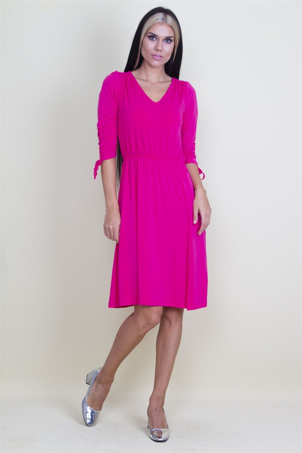 KOL VE BEL DETAYLI YIRTMAÇLI ELBİSE