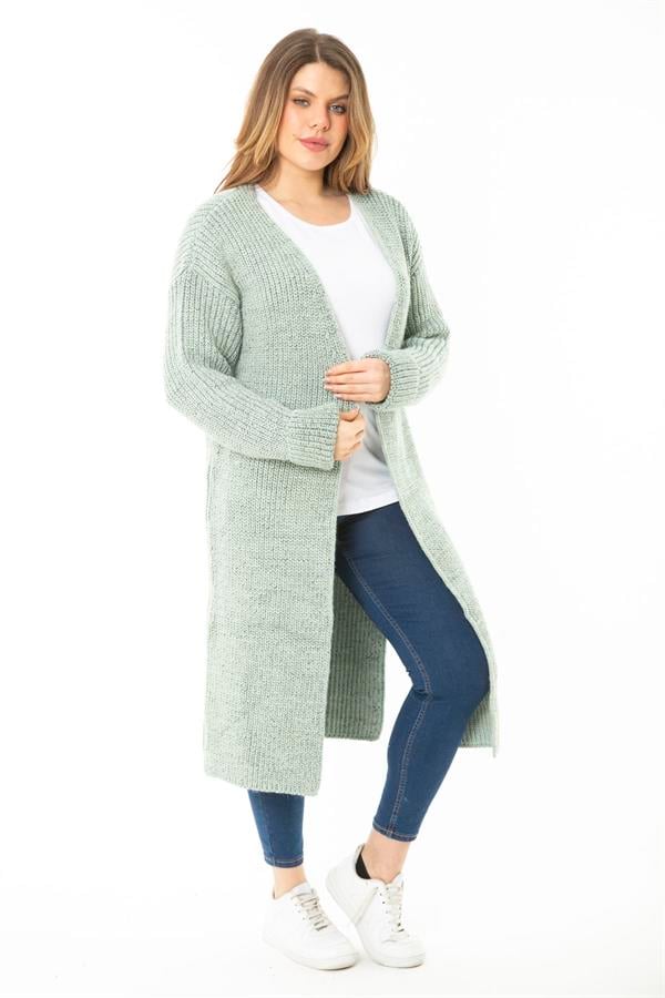 Kadın Büyük Beden Yeşil Yırtmaçlı Kalın Triko Uzun Hırka 65N37140