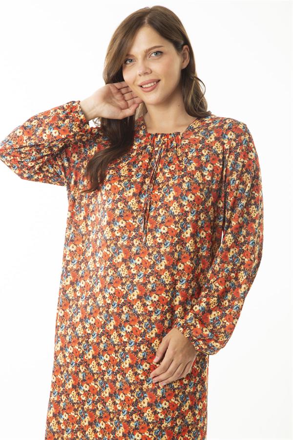 Kadın Büyük Beden Renkli Yakası Büzgü Ve Kol Ağzı Lastik Detaylı Uzun Elbise 65N36905