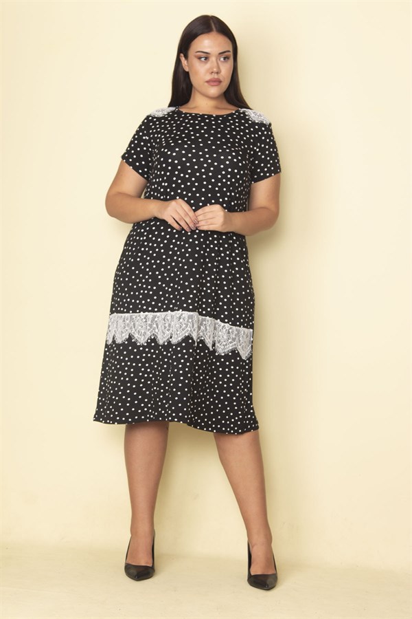 Kadın Siyah Puan Desenli Dantel Detaylı Dokuma Viskon Kumaş Elbise 65N28850