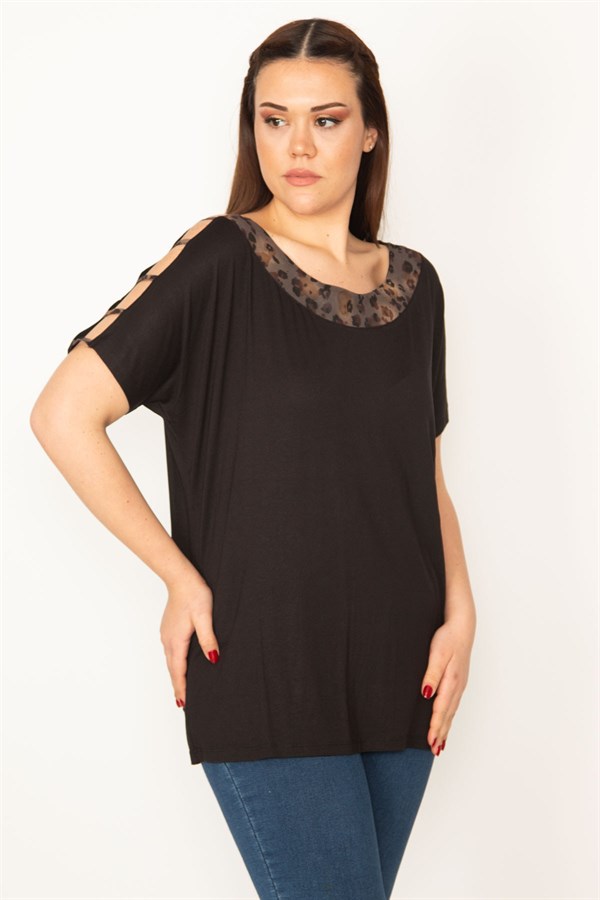 KADIN SİYAH KOL DEKOLTELİ YAKA GARNİ DETAYLI BLUZ