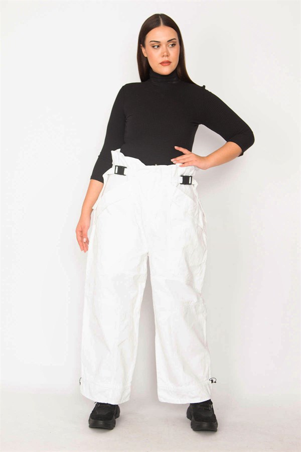 Kadın Beyaz Kese Kağıdı Bel Ve Kup Detaylı Cepli Kot Pantolon 65N33991