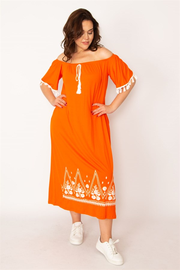 Kadın Kırmızı Karmen Yaka Nakış Ve Püskül Detaylı Uzun Elbise 65N33437