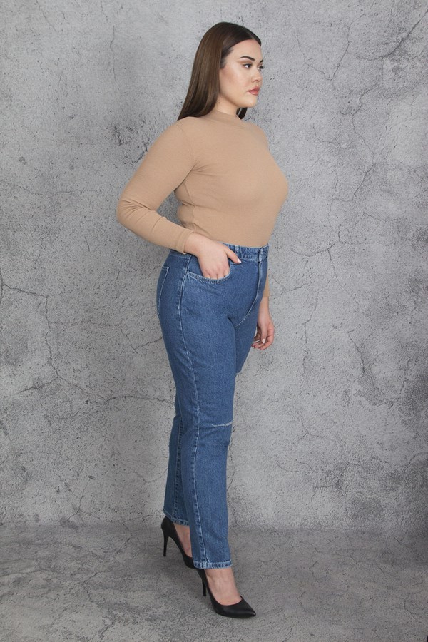 Kadın Mavi Yırtık Detaylı Kot Pantolon 65N35397