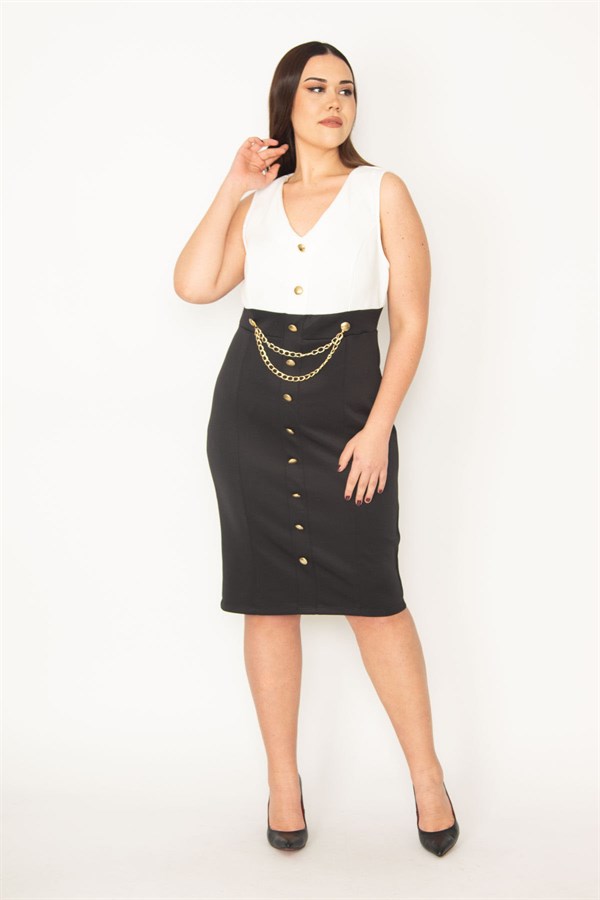 KADIN SİYAH SÜS METAL DÜĞME VE ZİNCİR AKSESUARLI SATEN ELBİSE