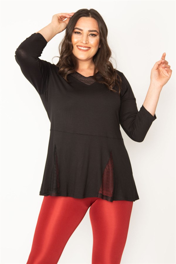 Kadın Siyah Yaka Ve Etek Ucu Dantel Detaylı Viskon Bluz 65N30460