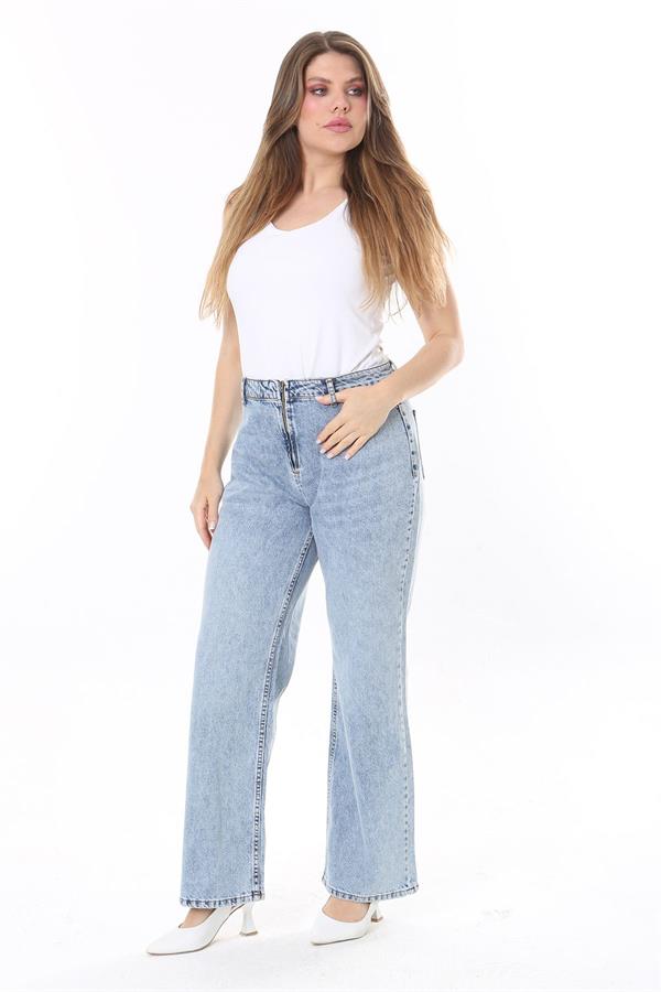 Kadın Büyük Beden Mavi Ön Fermuarlı Arka Cepli Yıkama Efektli Kot Pantolon 65N37831