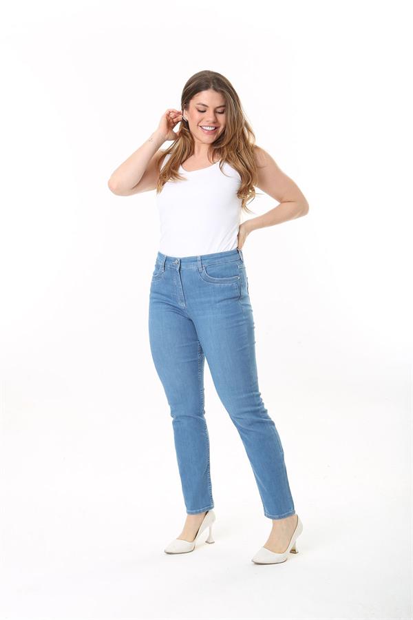 Kadın Büyük Beden Mavi Likralı 5 Cepli Kot Pantolon 65N37482