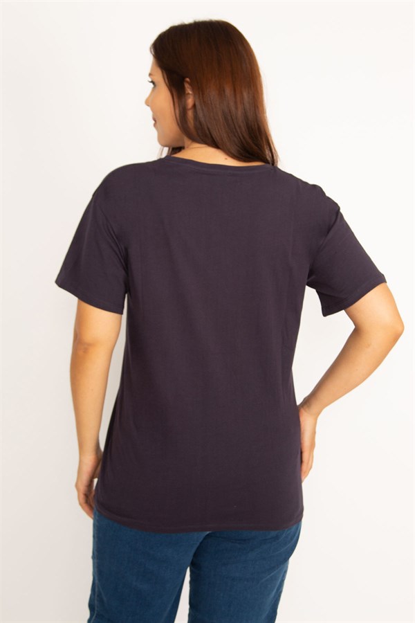 Kadın Lacivert V Yakalı Nakış Detaylı Bluz 65N34573