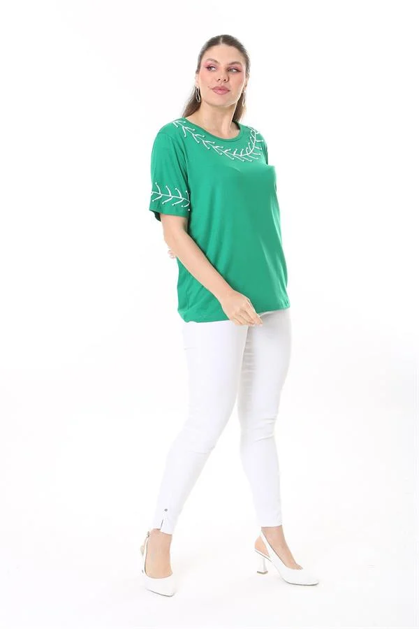 Kadın Büyük Beden Beyaz İnci Ve Nakış Detaylı Kısa Kollu Bluz 65N37677