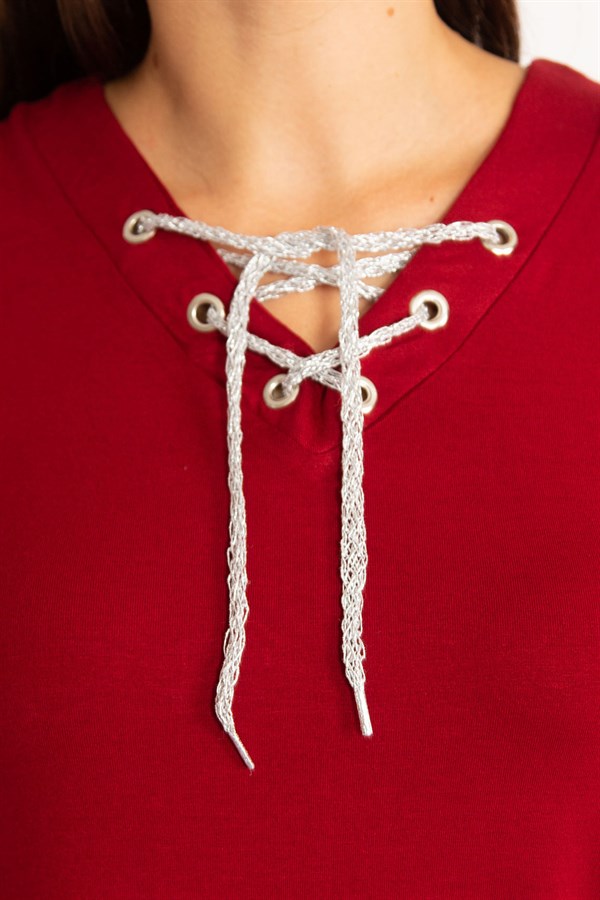 Kadın Bordo Yakası Kuşgözü Bağcık Detaylı Kol Ağzı Fırfır Büzgülü Bluz 65N34648