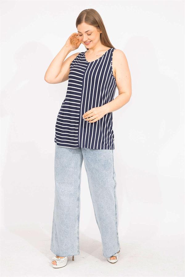 Kadın Lacivert Büyük Beden Çizgi Kombinli Bluz 65N35714