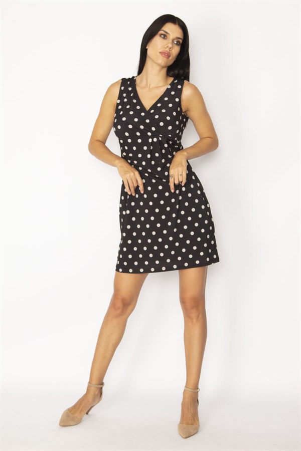 KADIN SİYAH ANVELOP YAKALI PUAN DESEN ELBİSE