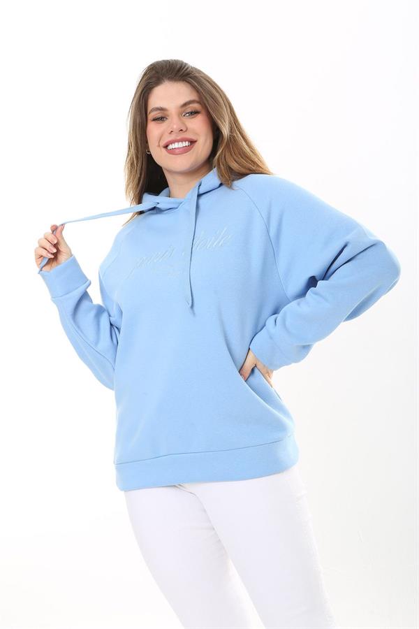 Kadın Büyük Beden Bebe Mavisi İçi Şardonlu 3 İplik Kumaş Kapşonlu Sweatshirt 65N37575