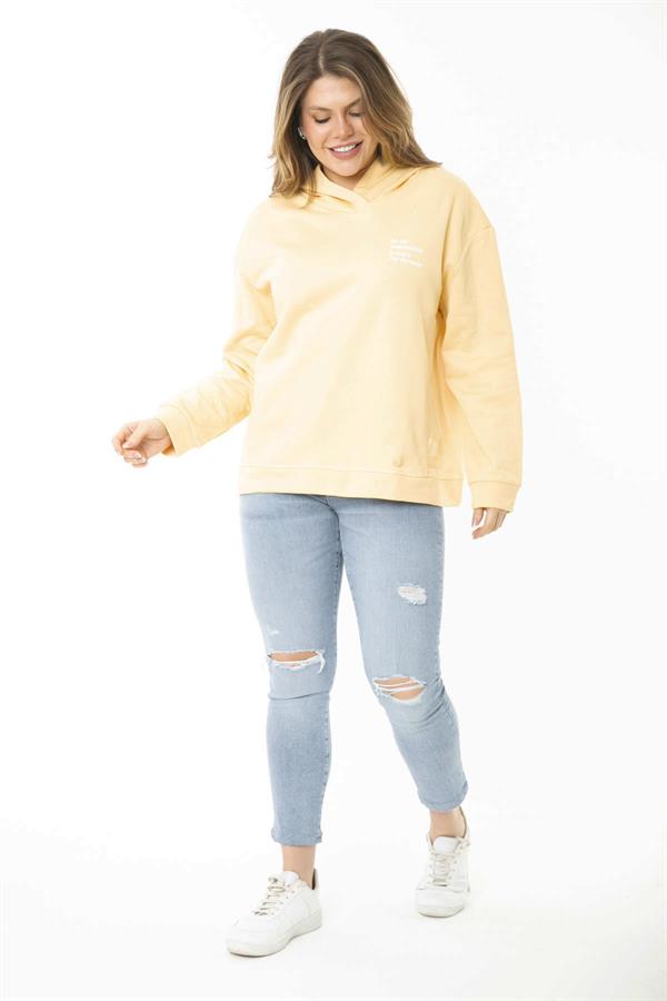 Kadın Büyük Beden Sarı Arka Ve Göğüs Baskılı İki İplik Kapşonlu Sweatshirt 65N37164