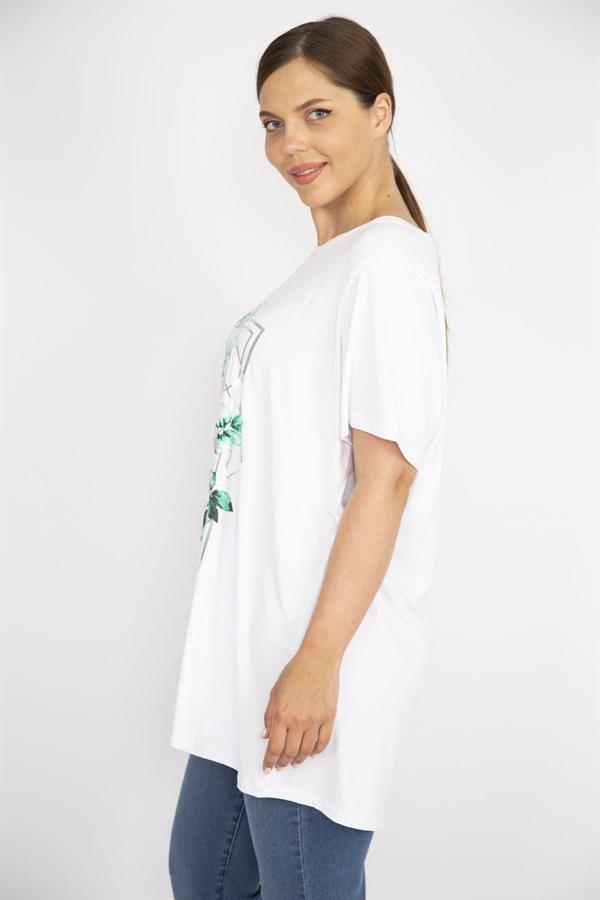 Kadın Beyaz Büyük Beden Rahat Kesim Bisiklet Yakalı Ön Baskılı Tunik