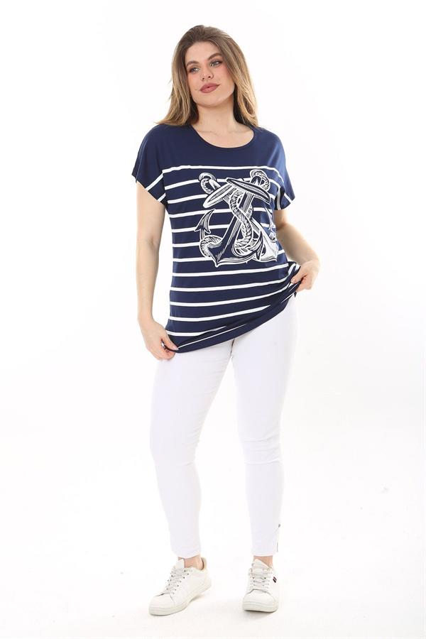Kadın Büyük Beden Lacivert Bisiklet Yakalı Ön Desenli Kısa Kollu Bluz 65N37639