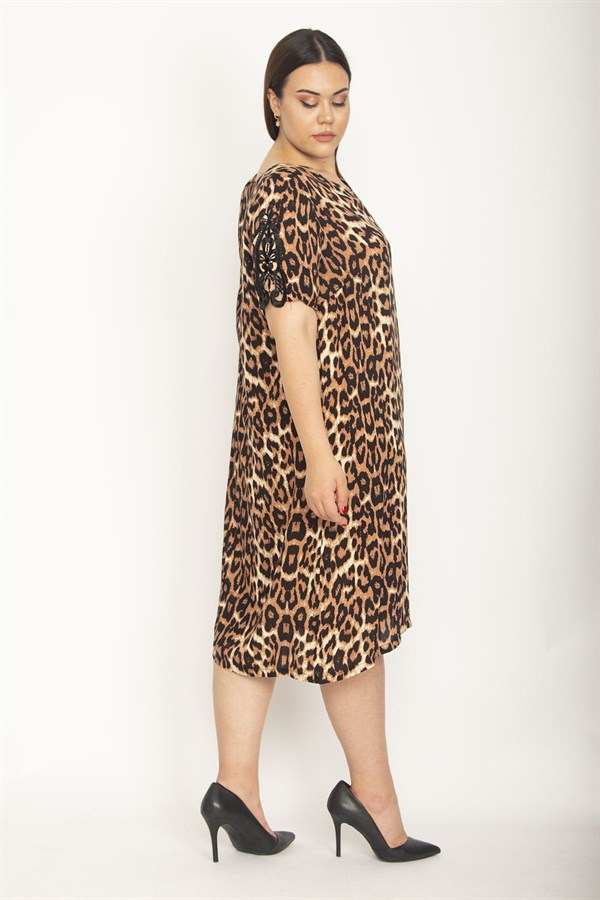 Kadın Leopar Dantel Detaylı V Yakalı Leoparpar Desenli Elbise 65N26914