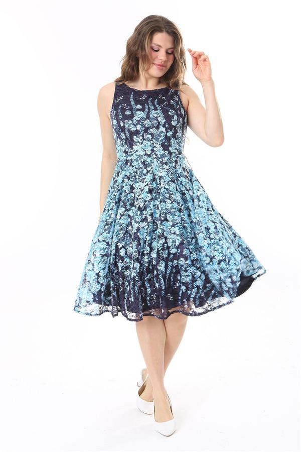 Kadın Büyük Beden Mavi Arka Fermuarlı Astarlı Dantel Elbise 65N37983